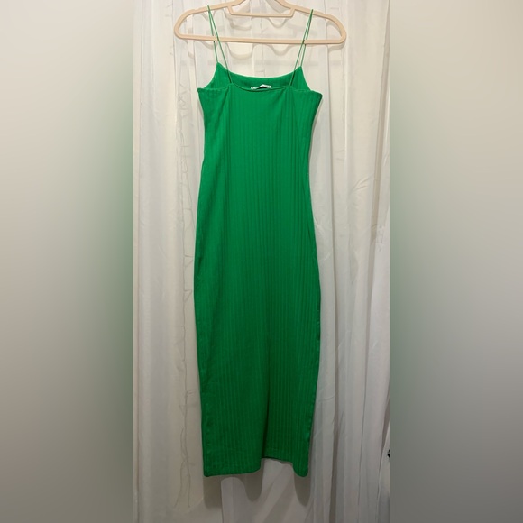 Zara Kelly Green Ribbed Bodycon Midi Dress - Picture 4 of 7